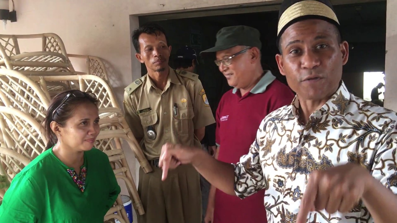 Peluang Usaha di  Desa Sentra Kerajinan  Rotan  Cirebon  