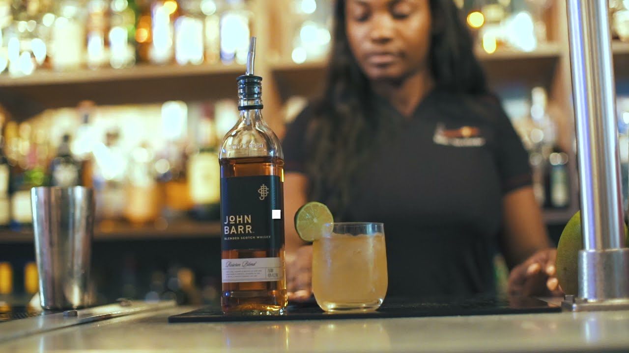 Nuestro Barrio con John Barr Whisky- Cocktail Frescura Tropical