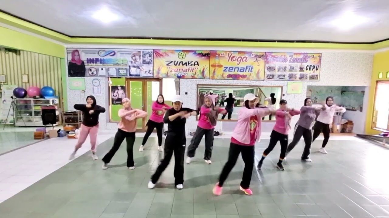 GADIS BALIKU (Abiem Ngesti) || KOREO ZUMBA KREASI By ZIN Any Astuty 