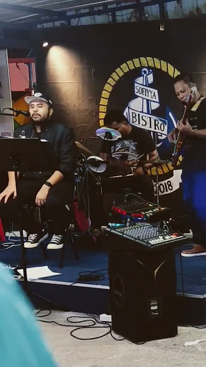 Hotel California by Neo Aces Band