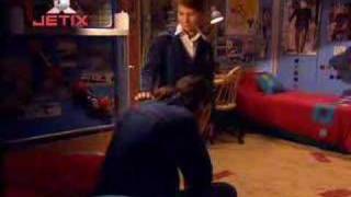 Rebelde way 2 - Javier confiesa su amor a Marizza.wmv