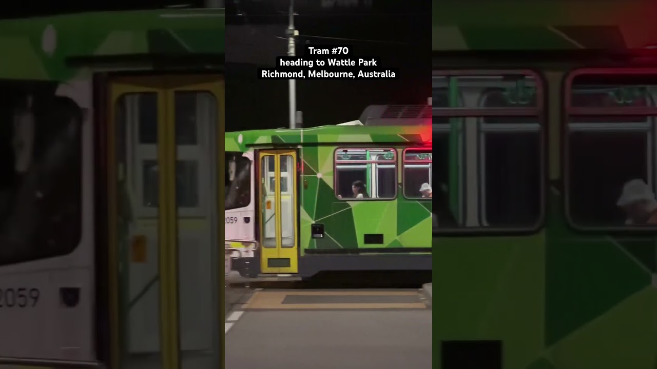 Night tram going back home 