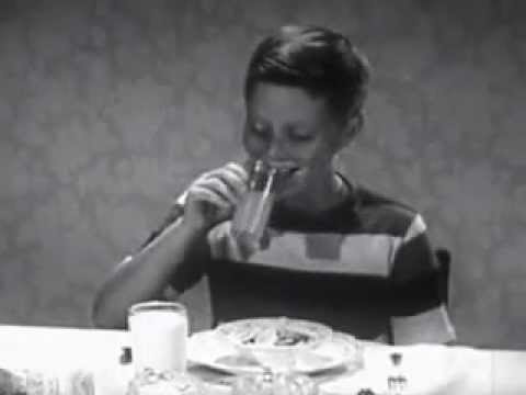 How Kids Used To Eat in the 1950's