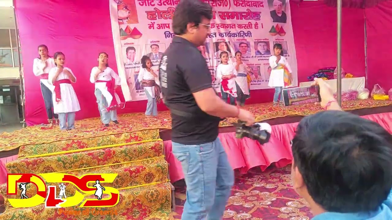 Dazzling Students | Stage performance | Holi Milan | Arey ja re hat natkhat | kathak | Dance