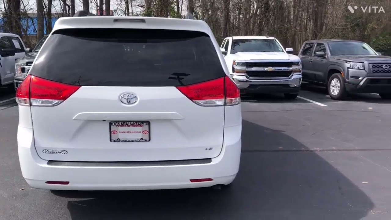2013 Toyota Sienna LE
