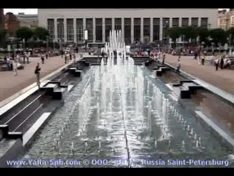 Видео, шоу фонтана на площади Ленина в СПб