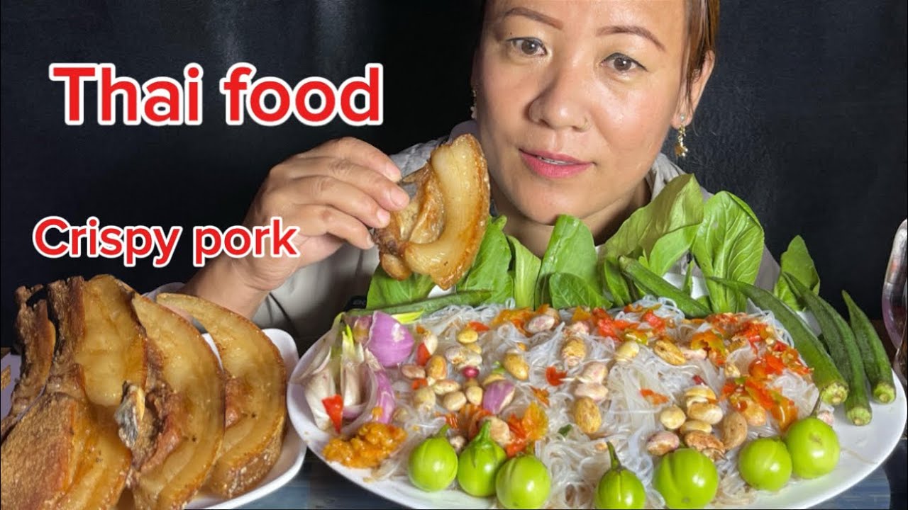 Thai food,Crispy pork with Raw vegetable and rice noodles😋 || RUBI RAI MUKBANG🙏❤️