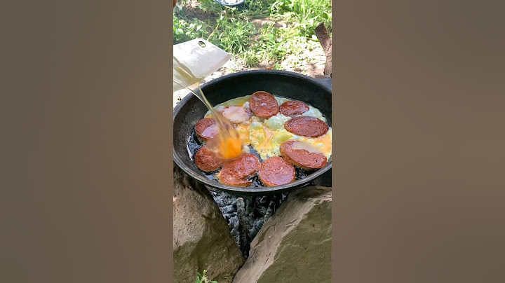 Eggs with Sucuk Recipe! - Traditional Turkish Breakfast #shorts 🥚🍔