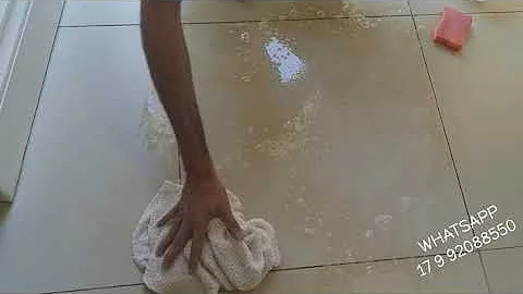 Como tirar manchas de piso porcelanato fosco?