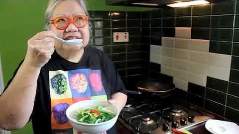 Udon Soup with Meatballs & Choi Sum with Nancy Lam