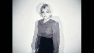 Video thumbnail of "Ane Brun - 08 raise my head"