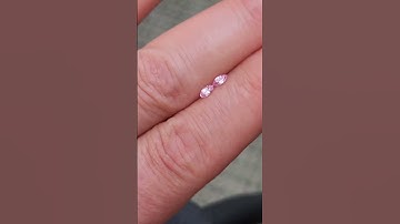 Mozambique Spinel, 4x2mm Marquis