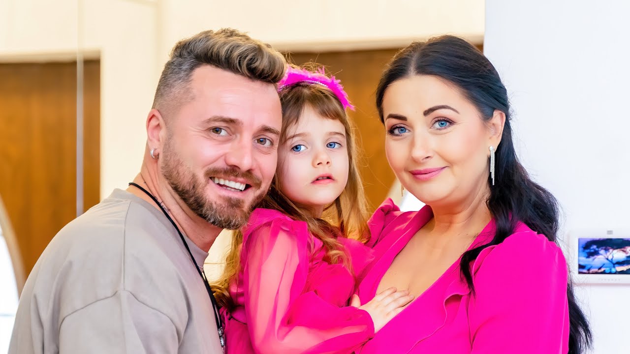 MEGA PARTY acasa la Gabriela Cristea si Tavi Clonda- Iris 4 ani