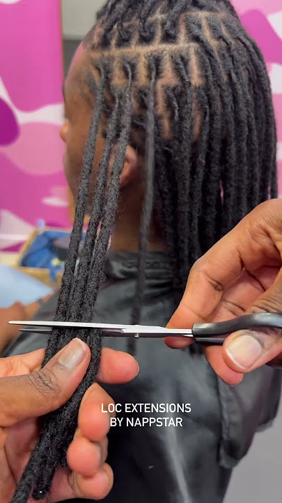 Instantly get to look you want with @fashion.dreads loc extensions color 1b ✨ book www.NappStar.com