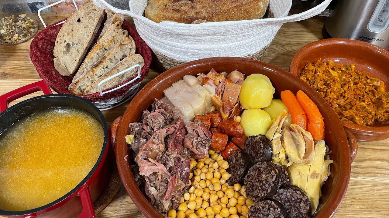 Ya huele a cocido! Disfruta del mejor cocido tradicional en casa - Torre de  Núñez