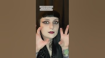 Run 🧛🏻‍♀️ #gothic #cosplay #paranormal #vampire #alternative