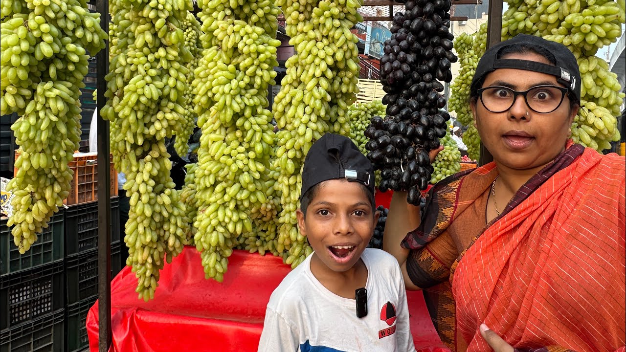 Cheapest Iftari Fruites || Mozamjahi Market || Ramzan Iftari Shopping || Kirak Hyderabadi Khala