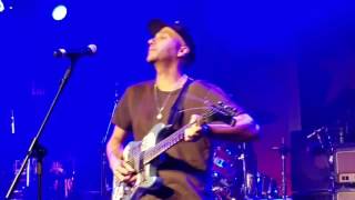 Download lagu Tom Morello performs the Ghost Of Tom Joad with Jackson Browne