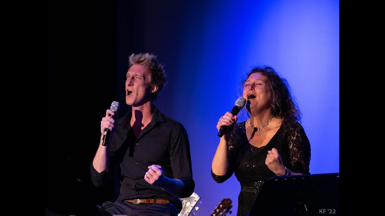 de luchtige geschiedenis van kleinkunst in de lage landen