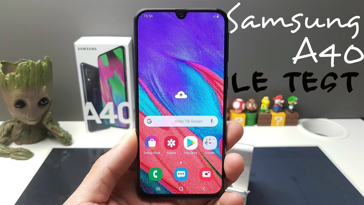 Univers Freebox a testé le Samsung Galaxy A40, un smartphone qui plaira  essentiellement pour son format compact