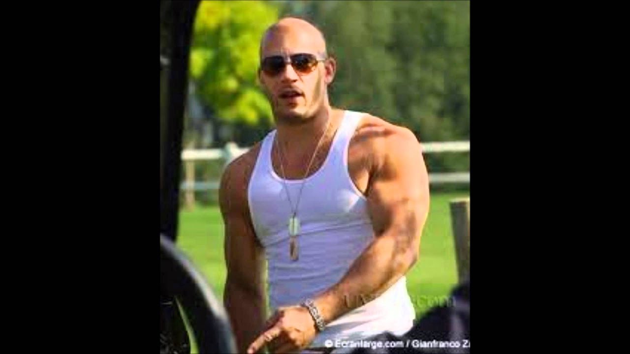 Vin diesel песня. Вин дизель в молодости. Вин дизель с пивом. Маленький вин дизель карлик.