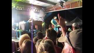 Gary Allan - Bones - Floore Country Store - July 5, 2013 Wealth