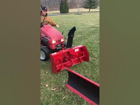 Honda 5518 running and blower functioning - YouTube