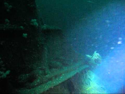 HMS Empire Heritage Malin Head juillet 2011.wmv