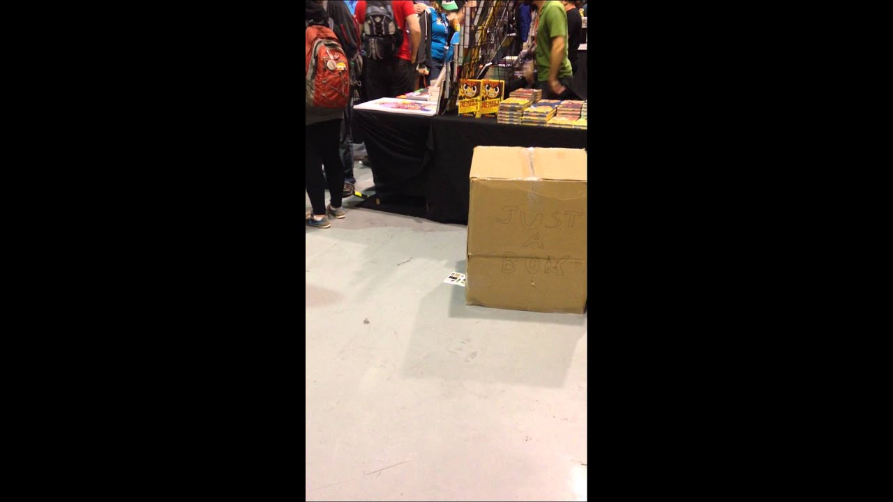 Snake Cosplay Trolls Patrons at PAXPrime 2015
