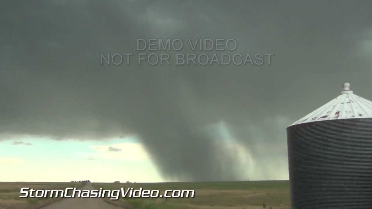 6/23/2013 Gustnado and Heavy Rain footage from Bennett, Colorado