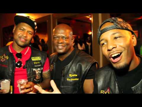 DEE HEARTS 6TH YEAR ANNIVERSARY