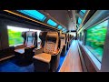 bord de lincroyable train luxueux du japon  saphir odoriko premium vert