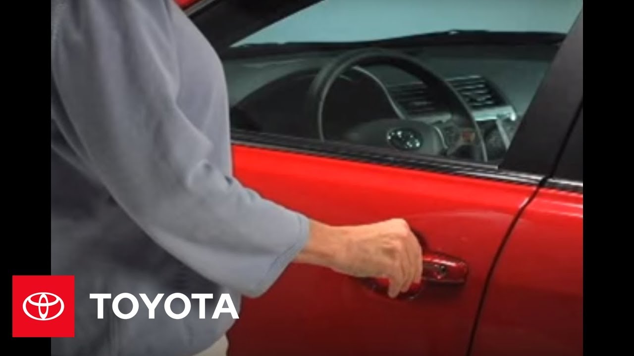 Toyota Camry Locked Keys in Car - Earessiong Twonen72