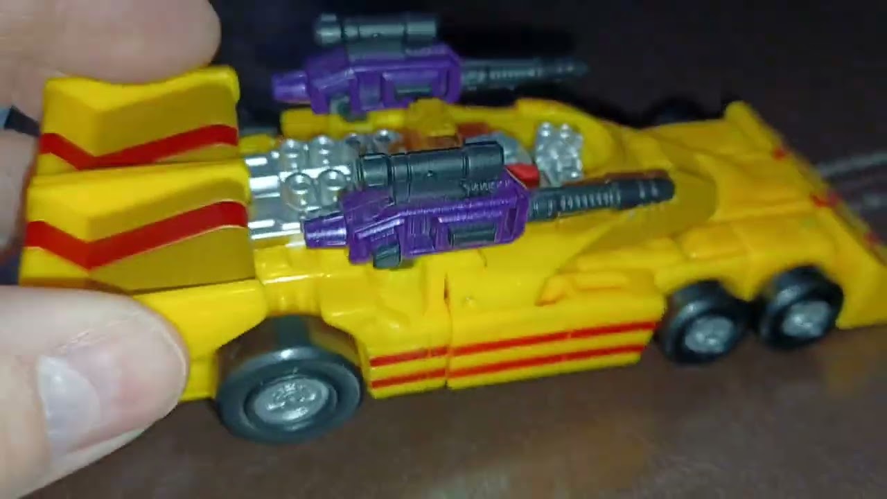 Transformers Legacy Dragstrip Upgrades