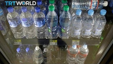 Indonesians trade plastic waste for bus fares | Money Talks