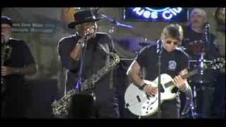 George Thorogood Howlin For My Baby chords