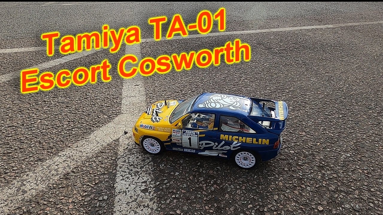 タミヤ Ford Escort RS ミシュランパイロット Tamiya Pilot Cosworth