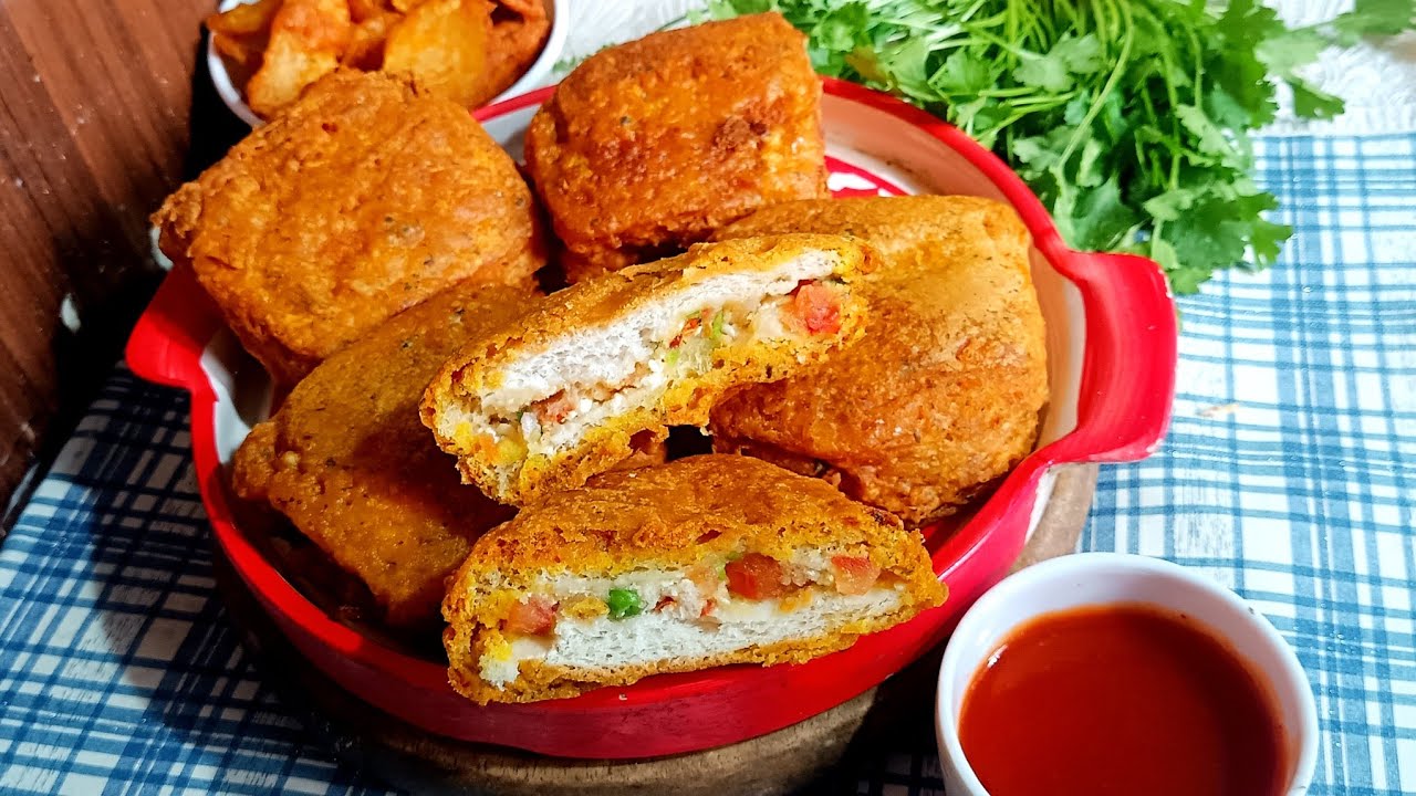 पकोड़े तो बहुत बनाएं होंगे आज बनाये हलवाई स्टाइल ब्रेbread pakora recipe/Crispy Bread Pakoda . 