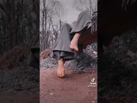 Bare feet grounding