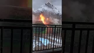 olha um tornado pegando fogo😰😨😱😰😨😱😭☠️