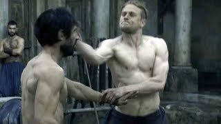 チャーリー・ハナム、9キロ増量の筋肉美!!／映画『キング・アーサー』 本編映像