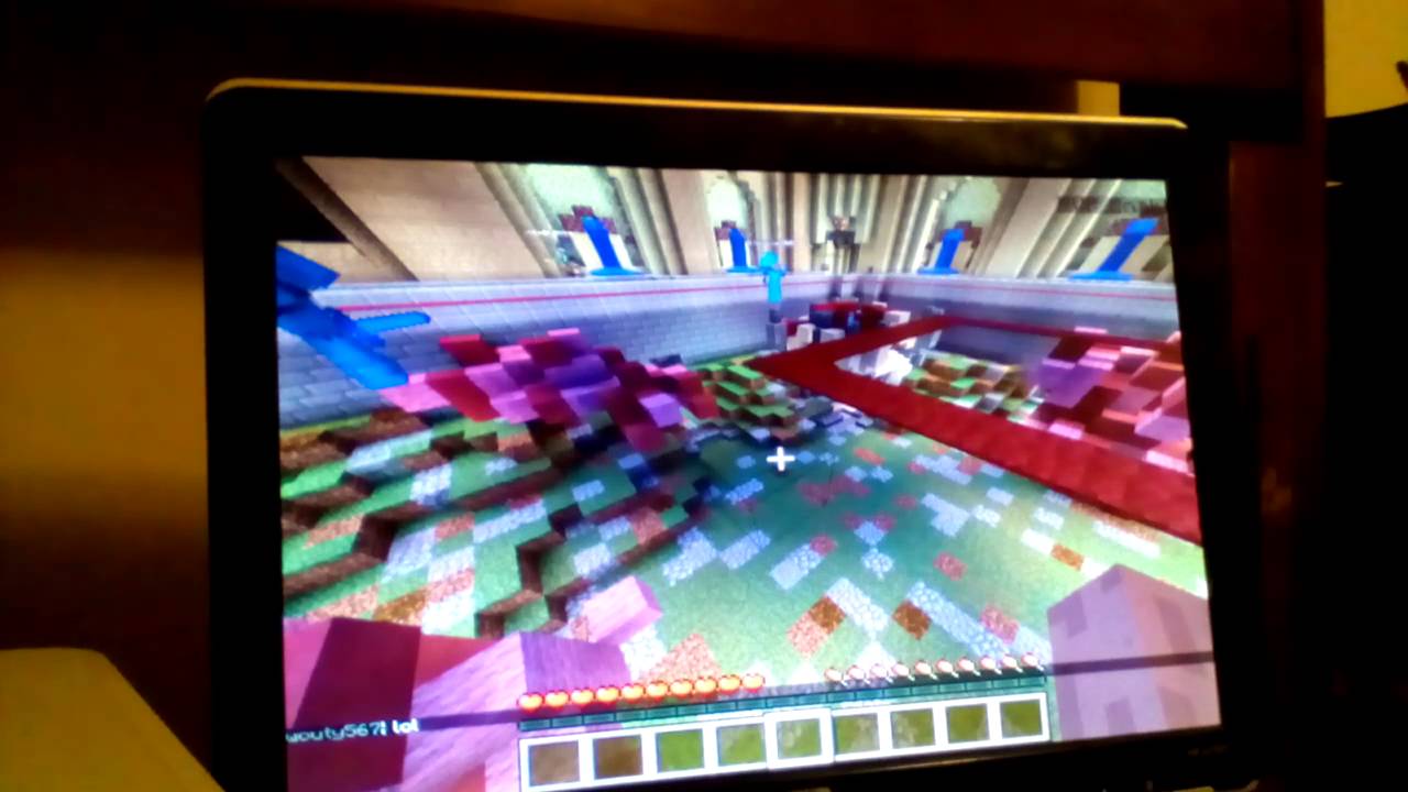 Some1 maybe hacking on play.skycade.net