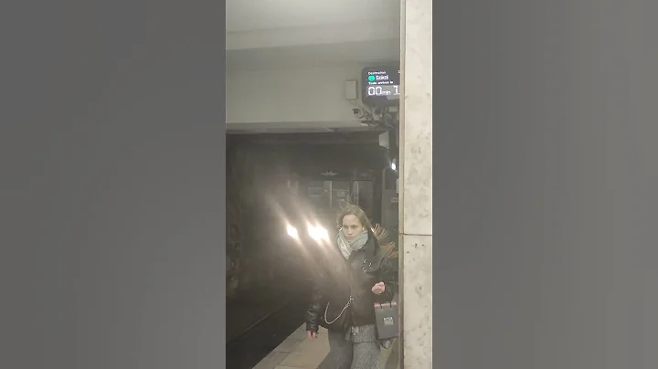 Прибытие 81-717.5-81-714.5 "Номерной" на станцию Войковская.