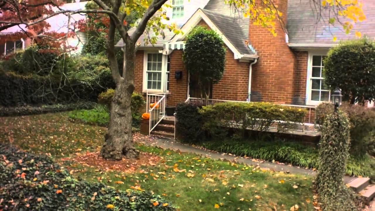 Quadrocopter plus Blackmagic Pocket Cinema Camera