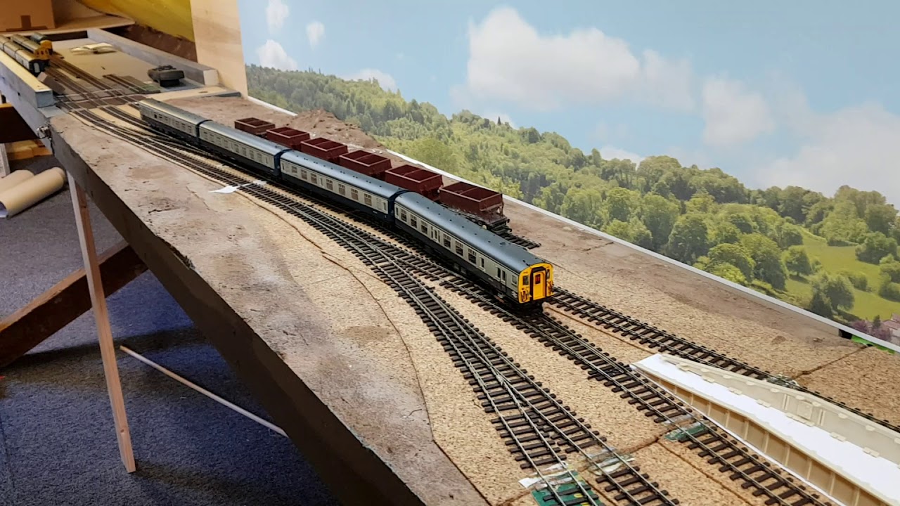 Godstone Rd 9 DCC, Wiring and Trackwork YouTube