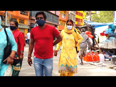 Video: Verschil Tussen Indiase Steden Varanasi En Haridwar