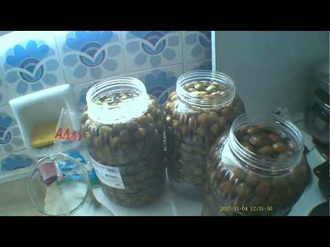 Βίντεο: Τουρσί φέτα με ελιές