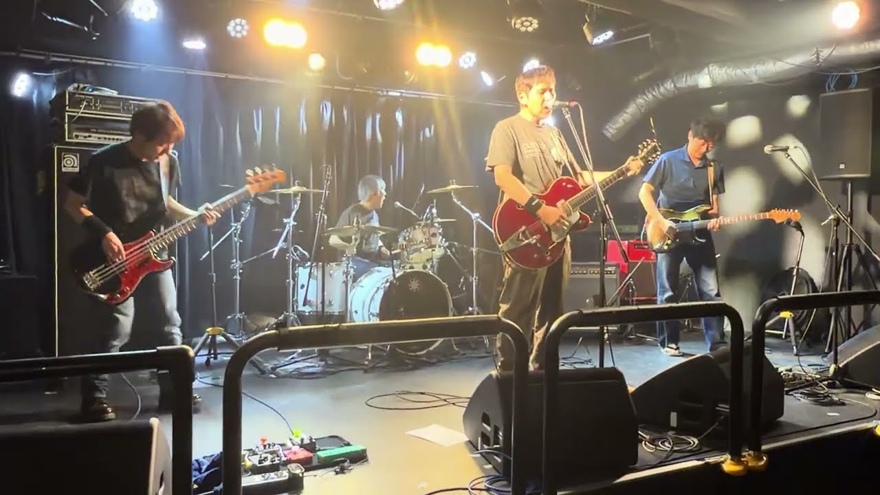 鏡鏡鏡鏡 君島大空×西田修大 LIVE at 武蔵野美術大学 メディアアート