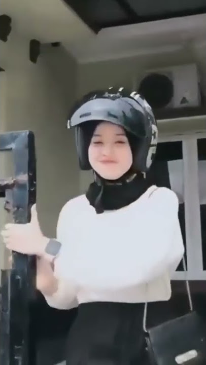 Halu jemput pacar didepan rumah