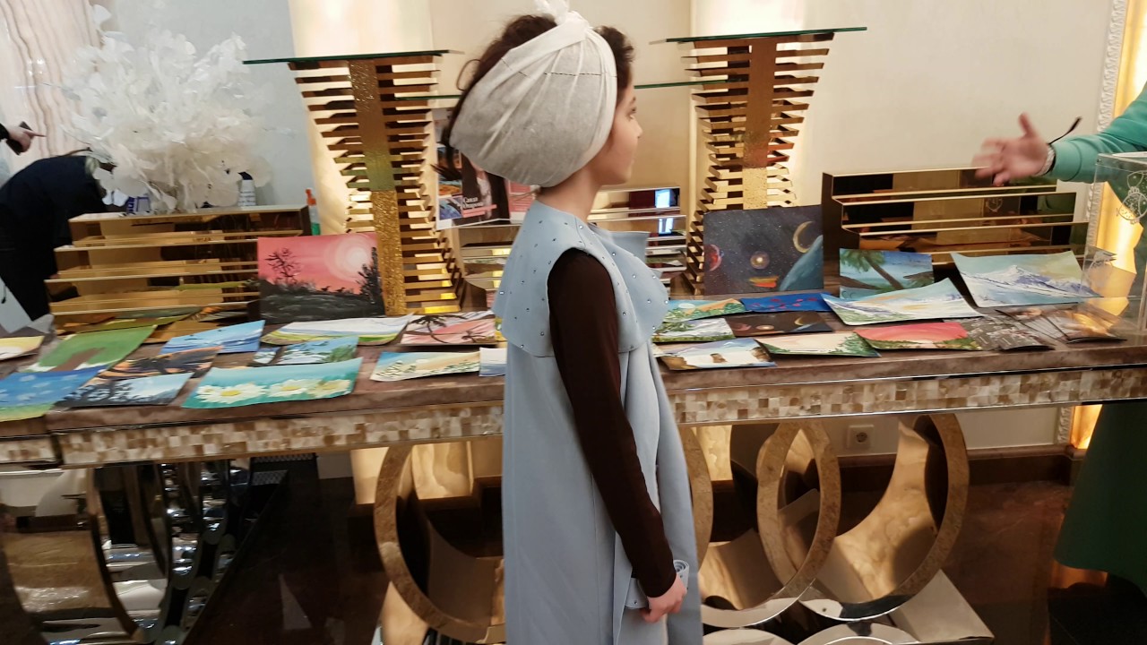 Саида Отарова и ее благотворительная коллекция картин.